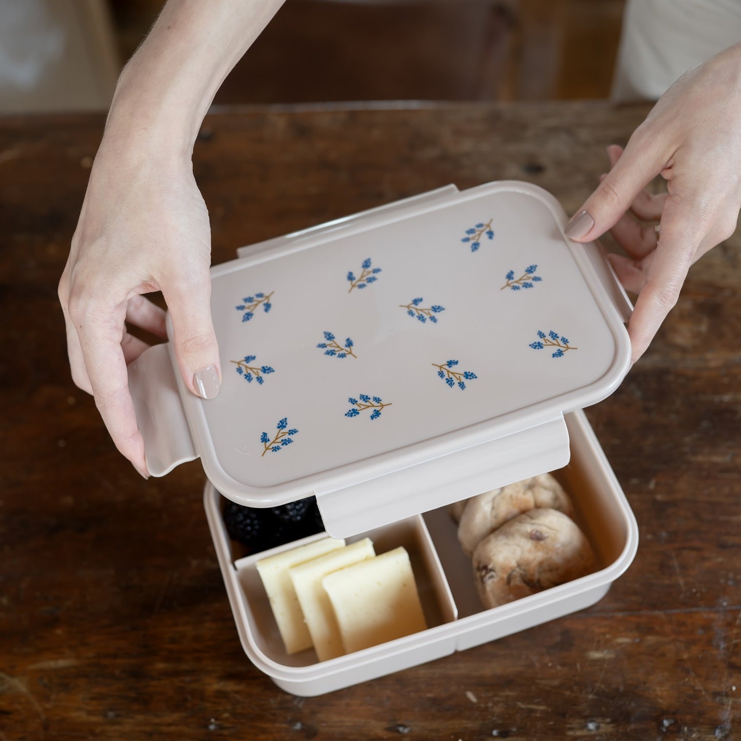 blueberry taupe recycled plastic bento box